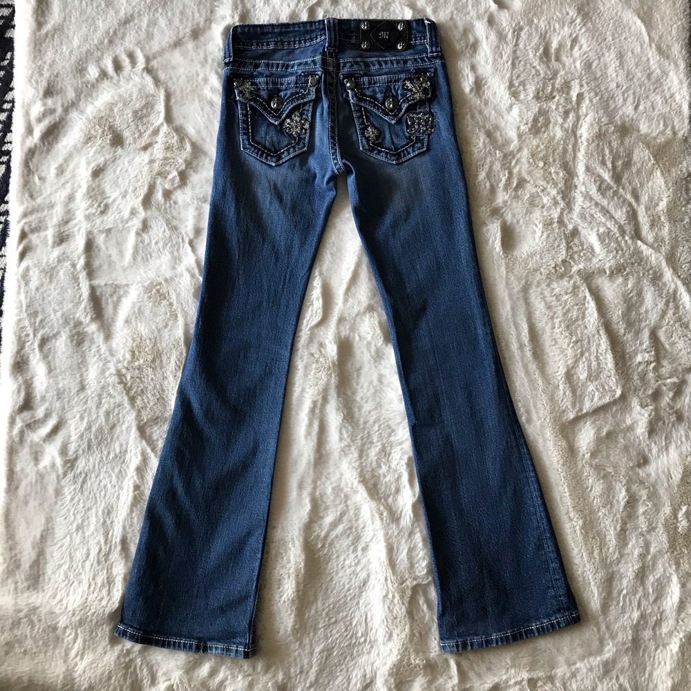 Like new Miss Me girls’ bootcut Jeans Size 10